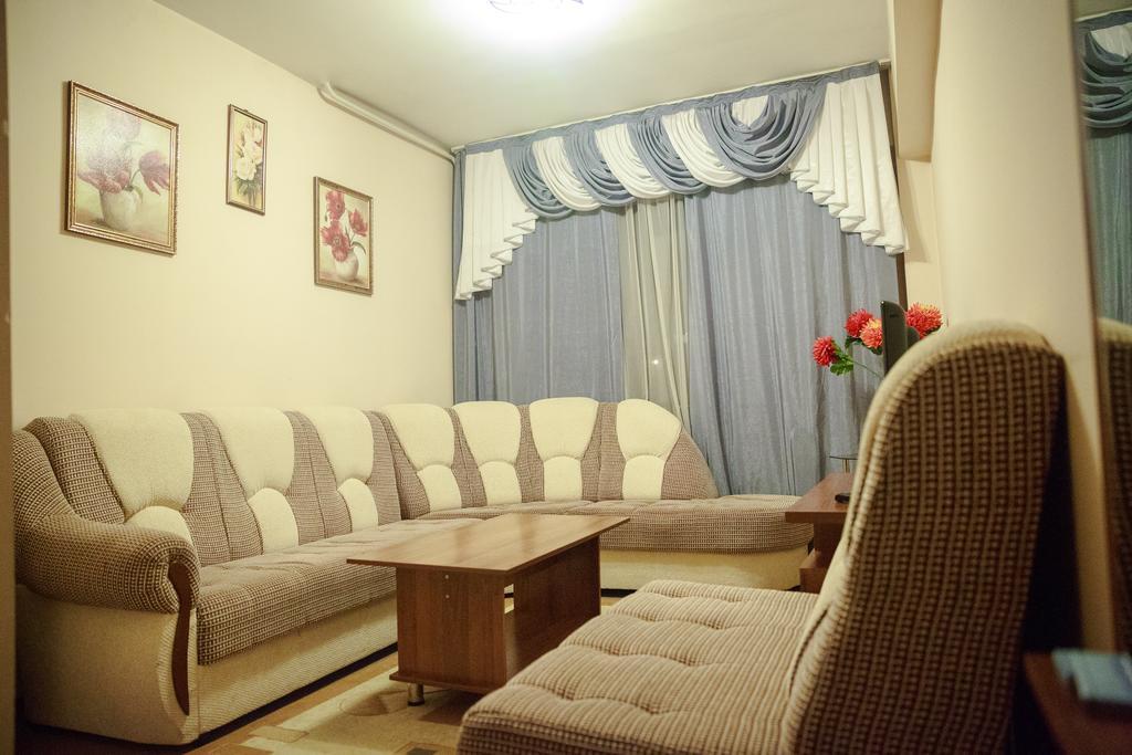 Apartment In Almaty Exterior foto
